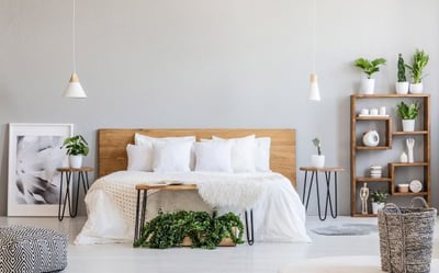 white_room-525x328-1